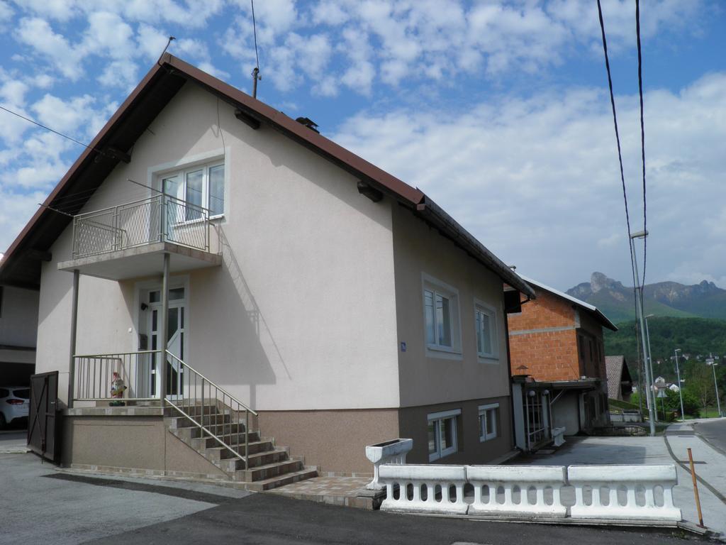 Apartman Marko Ogulin Εξωτερικό φωτογραφία