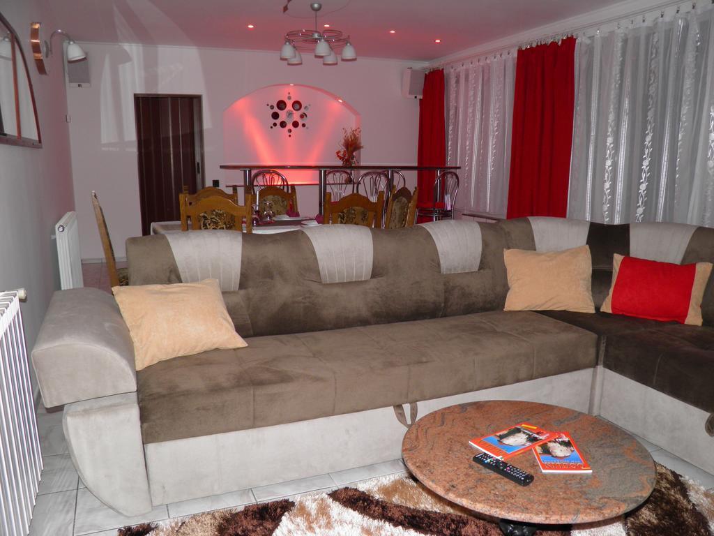 Apartman Marko Ogulin Εξωτερικό φωτογραφία